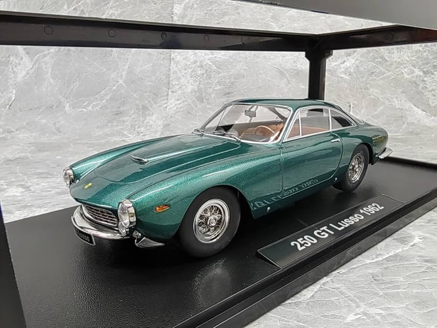 301-036 KK 1/18 フェラーリ 250 GT Lusso 1962 KK-Scale 1:18 Ferrari 250 GT Lusso year 1962 brown metallic